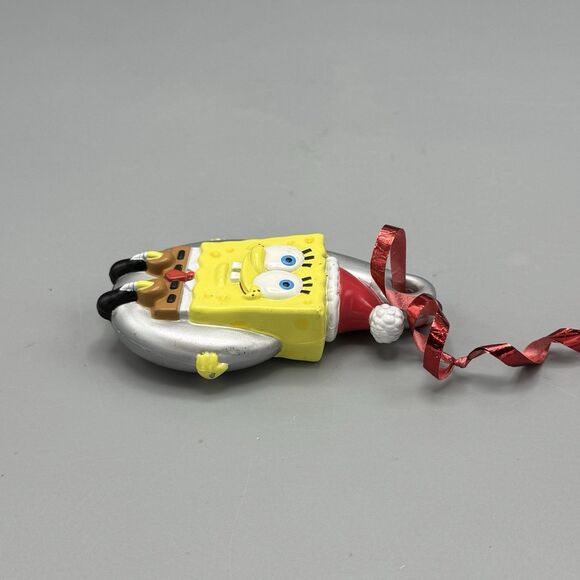2008 SpongeBob Squarepants Christmas Ornament Viacom Sitting on Fish Hook - Picture 4 of 8